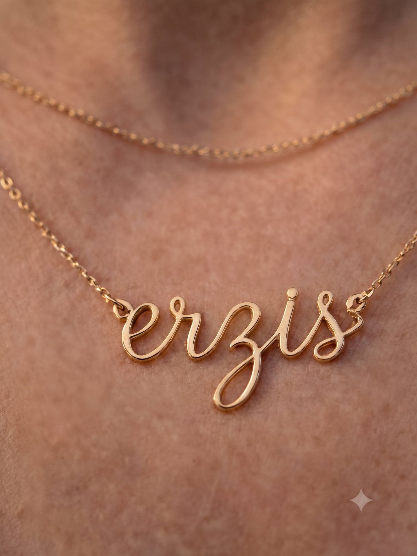 Diseño personalizado — collar con nombre